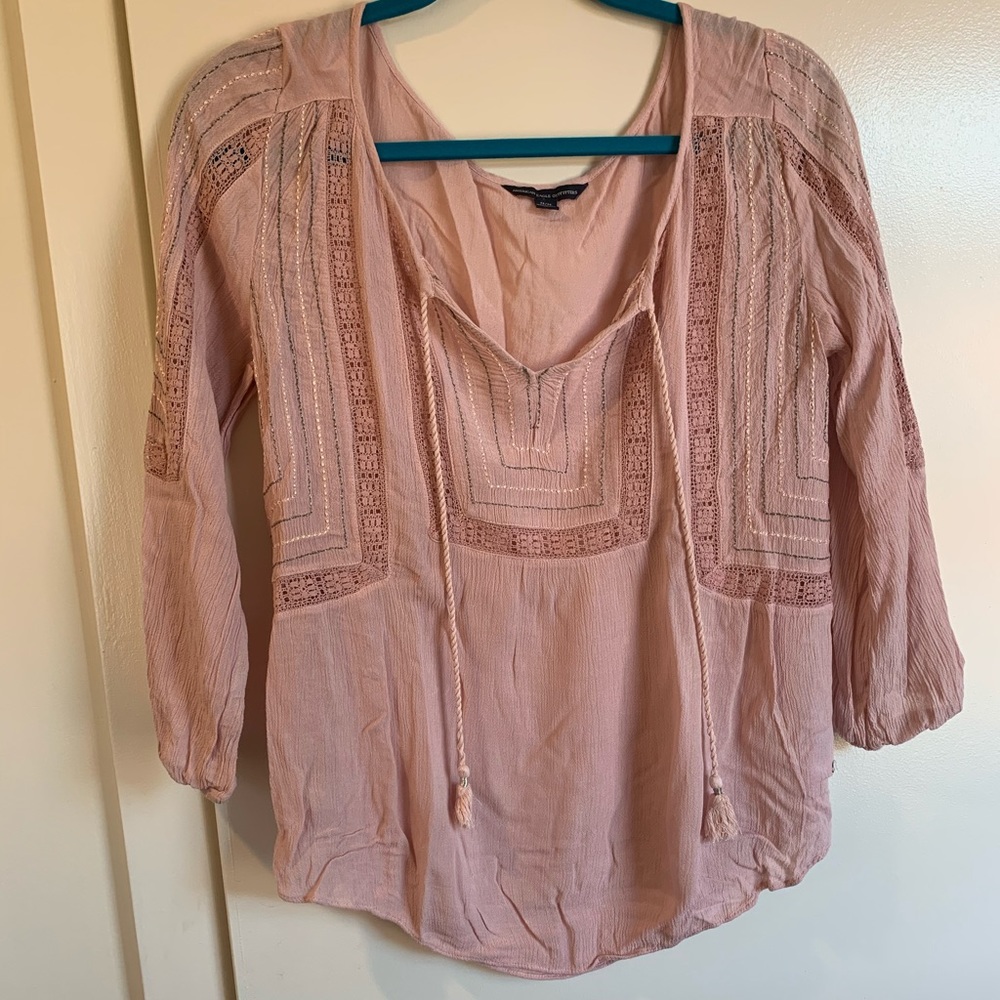 AE quarter length sleeve blouse